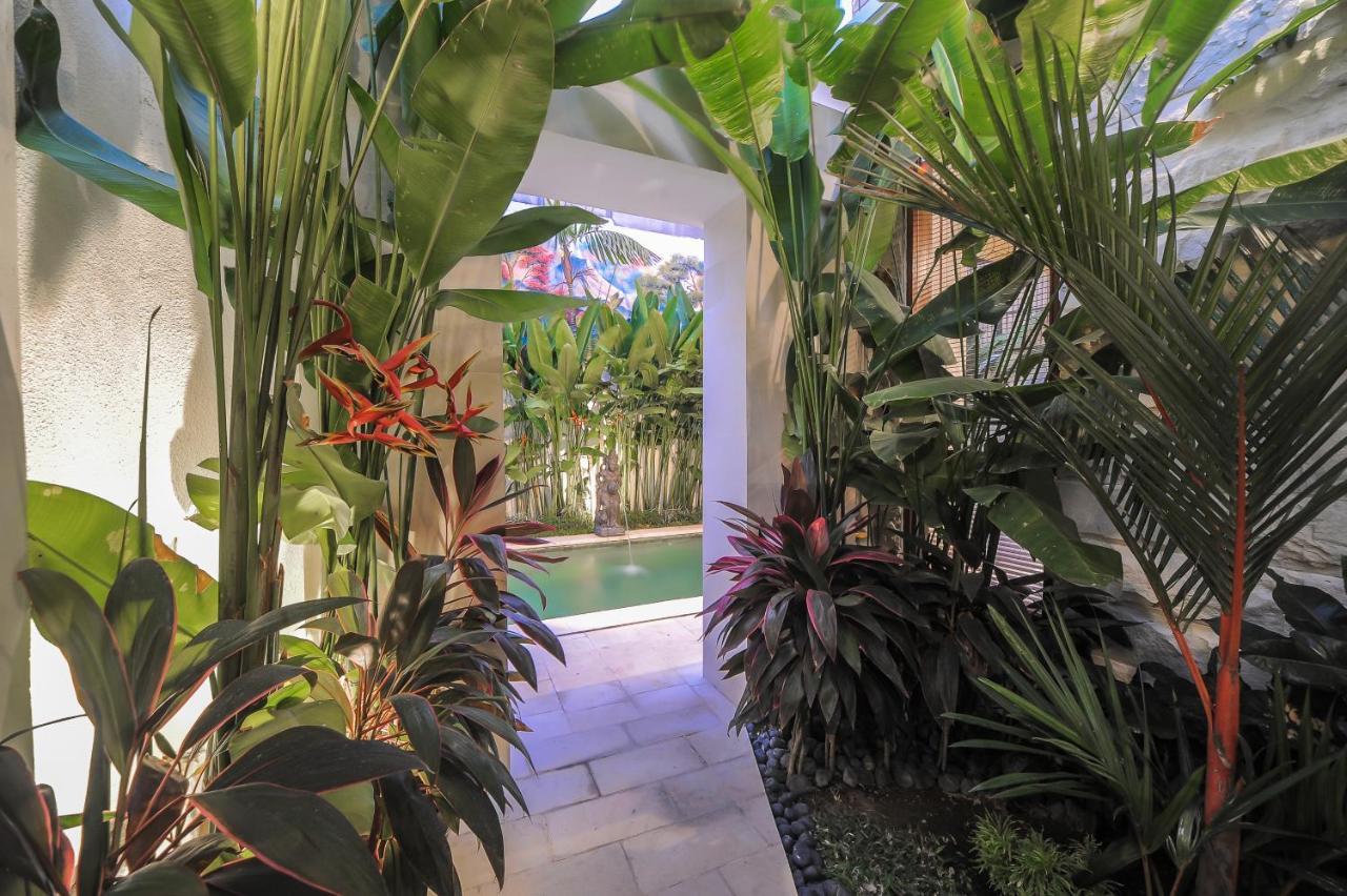 Villa Cosmo, Seminyak Exteriér fotografie